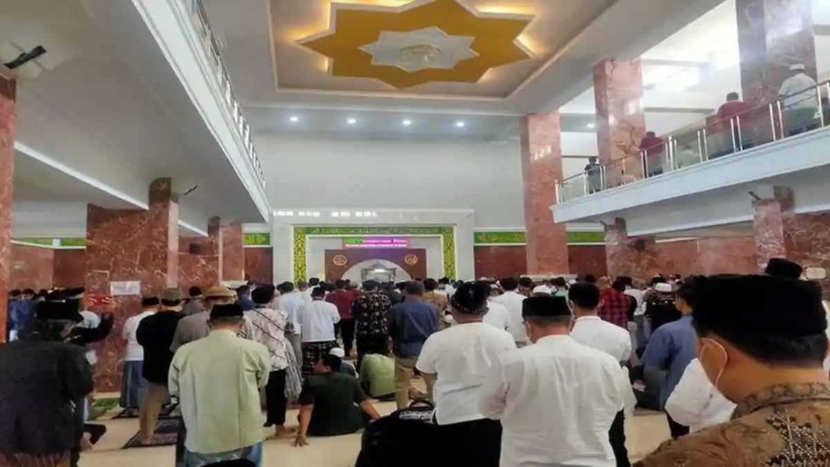 Materi Khutbah Jumat 1 Mei 2026: Surga Menanti Hamba yang Berkhlak Mulia
