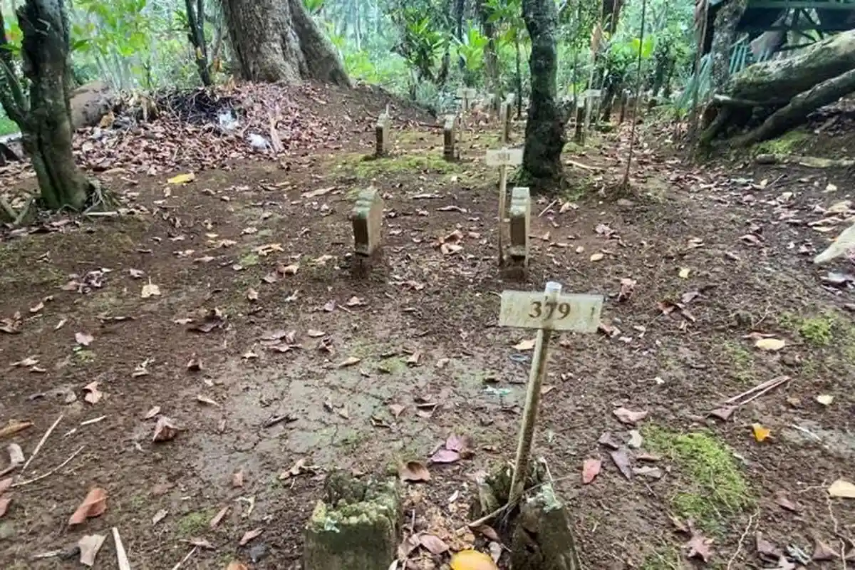 500 an Makam Terdampak Proyek Tol Bawen - Yogyakarta, Setiap Nisan Dipasang Nomor