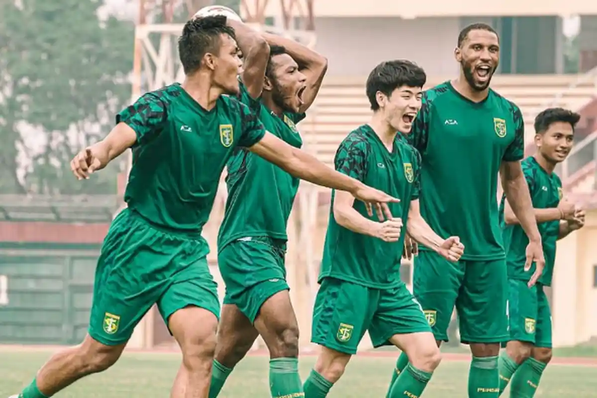 Jelang Bentrok Kontra PSM Makassar, Pelatih Persebaya Surabaya Ucapkan Kabar Baik untuk Anak Asuhnya