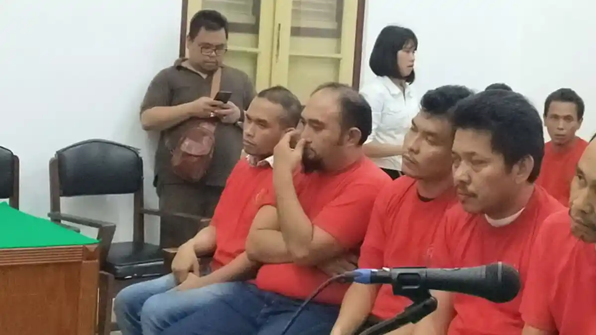 4 Oknum Polisi Pemeras di Medan Divonis Penjara 6 Bulan, Aiptu Jefri Langsung Menangis