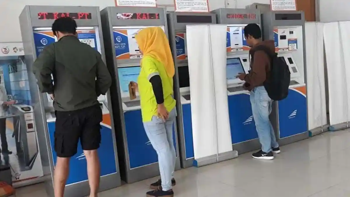 Mudah Enggak Pakai Lama, Ini Cara Pemesanan Tiket Kereta Api di Mesin Penjualan Tiket