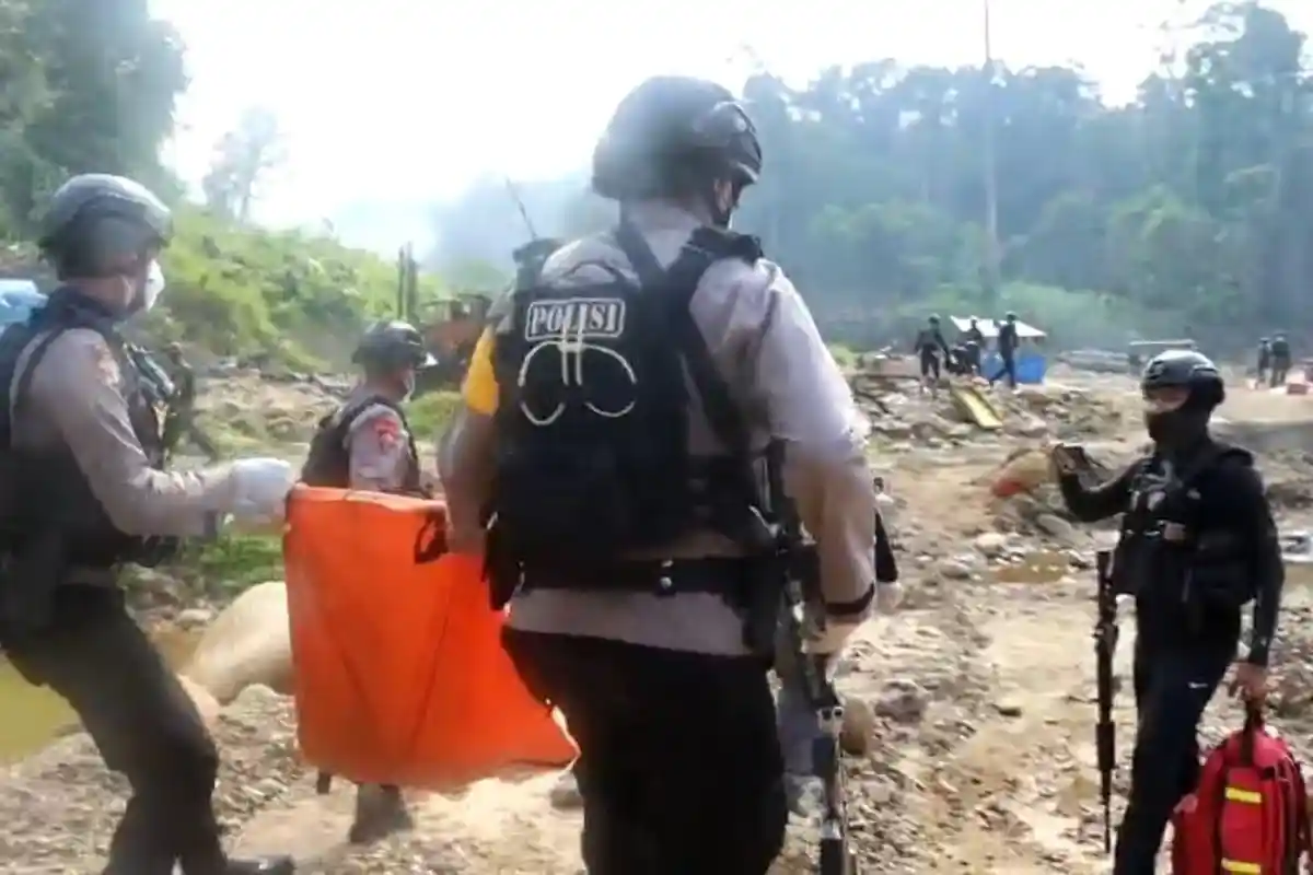 BREAKING NEWS: Aparat Temukan Lagi 6 Jenazah Pendulang Emas yang Dibantai KKB di Yahukimo