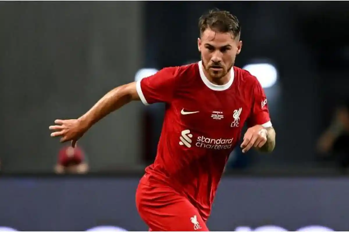 Kartu Merah Mac Allister di Liverpool Dicabut, Fans MU Ungkit Casemiro kayak Insiden Laporte di City