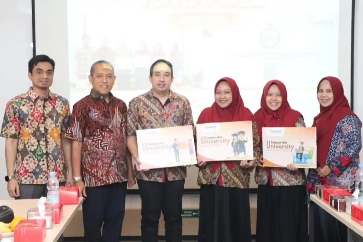 15 Tahun Layani Kesehatan Mata, Eyelink Group Hadirkan Gebrakan Edukasi Corporate University