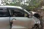 kecelakaan-tunggal-ini-terjadi-sekitar-pukul-1300-wib-mobil-avanza-bernomor-polisi-b-1906-szr.jpg