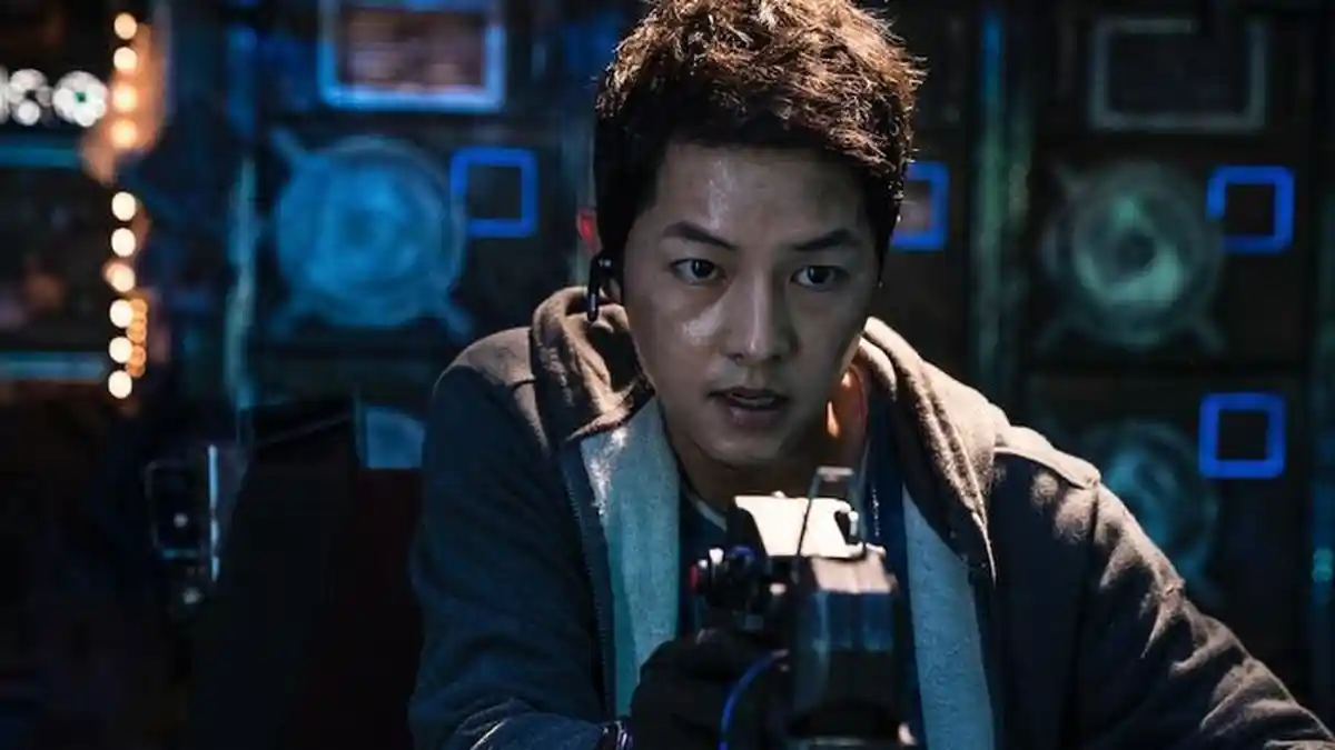 Melejit di Peringkat 1 Netflix, ‘Space Sweepers’ Film Song Joong Ki Trending, Baru 1 Hari Dirilis!