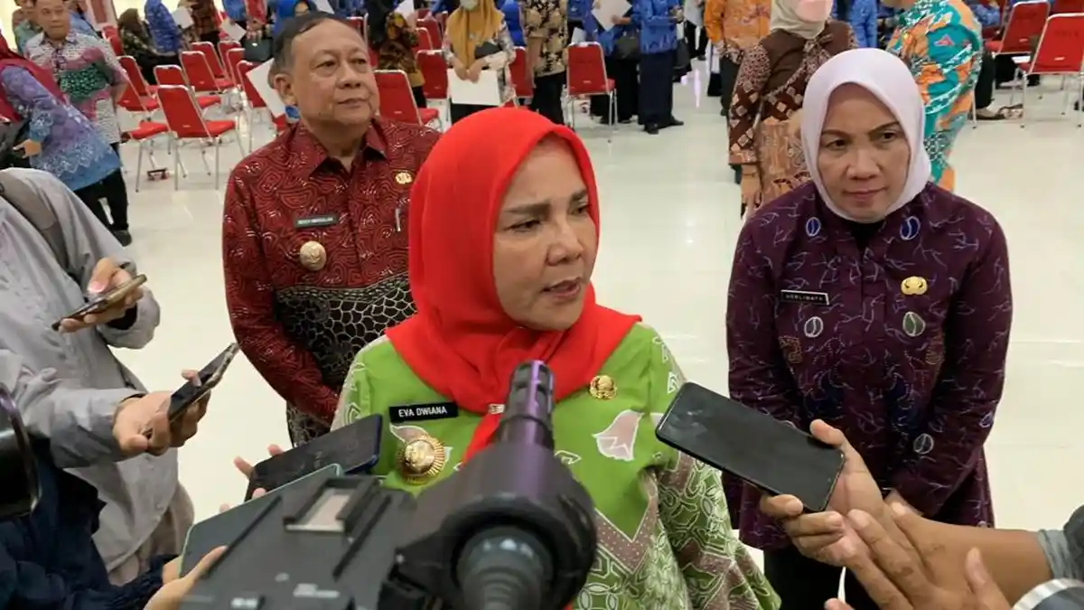 Bunda Eva Bakal Terbitkan Perwali Hidupkan Trayek Angkot Bandar Lampung