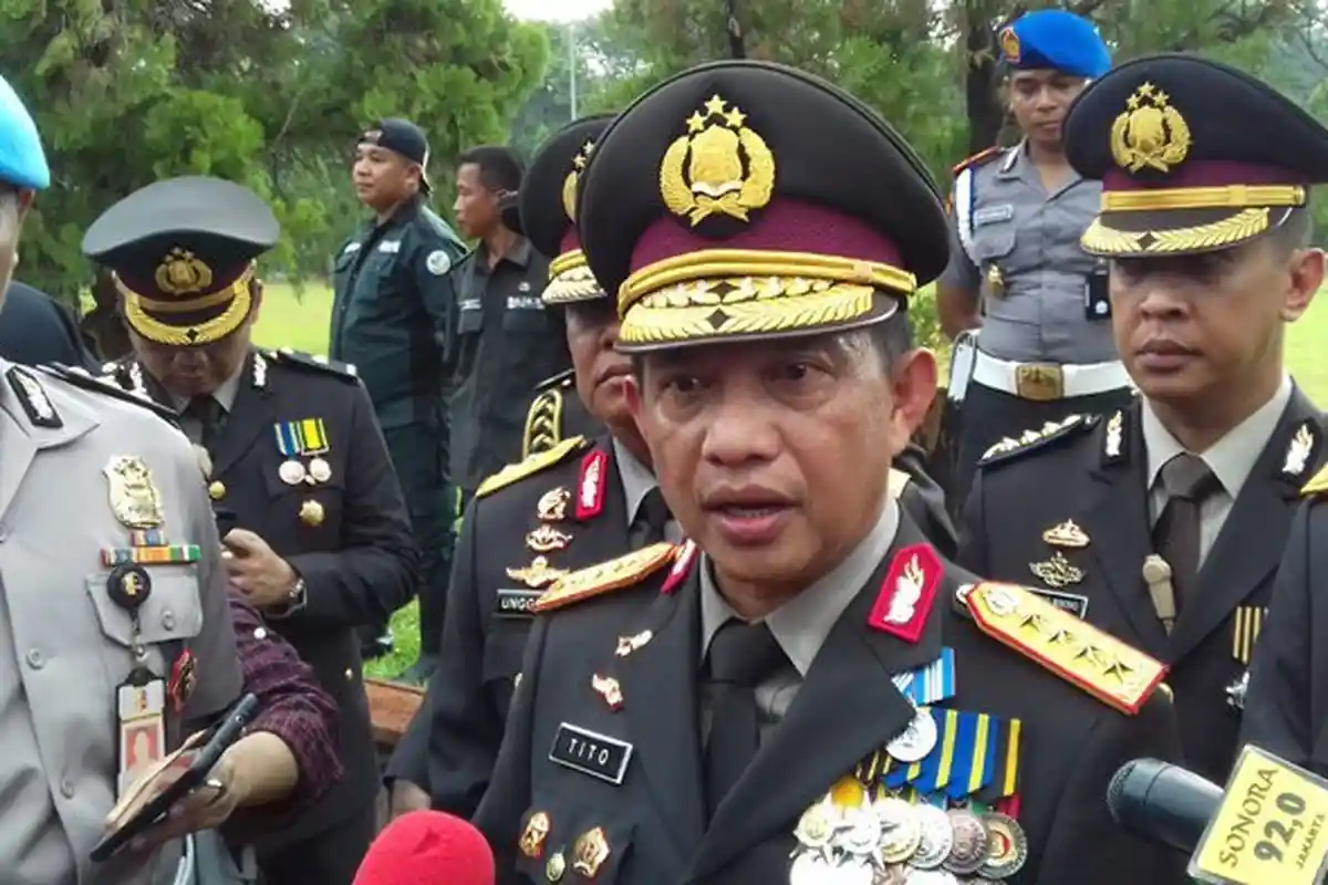 Kapolri Sebut Penembak Terjerat Utang Kemudian Menembak Teman Satu Kompi