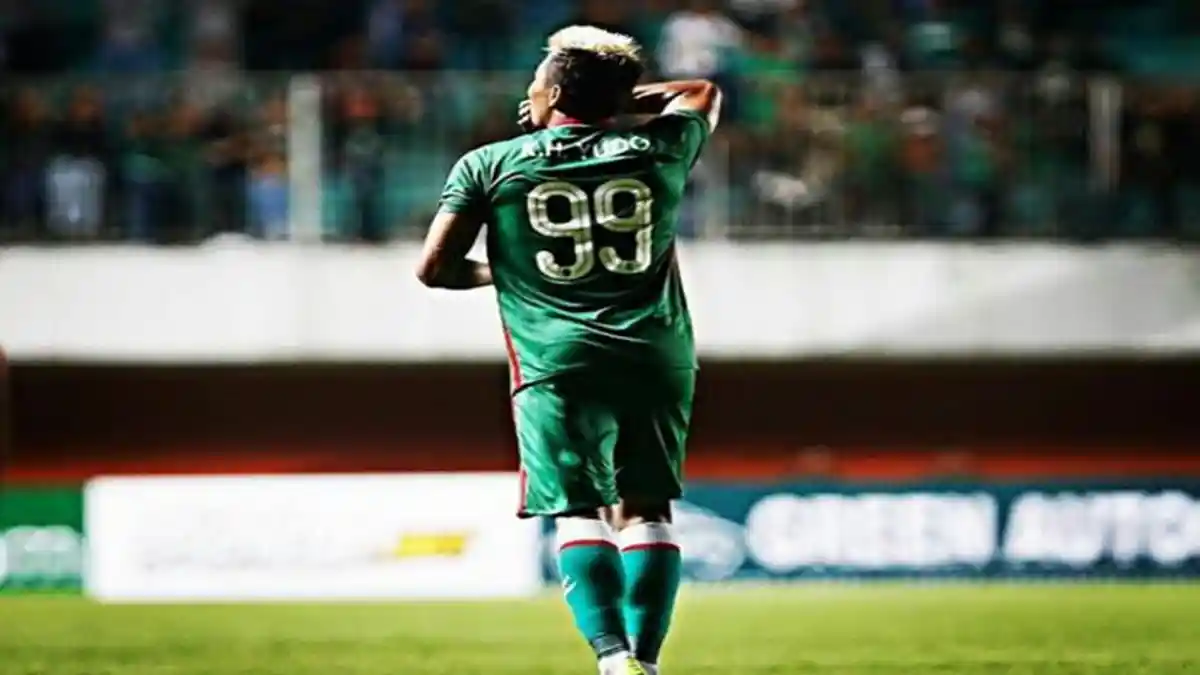 Sylvano Comvalius Dipinjamkan ke Klub Lain, Nomor Punggungnya Dipakai Eks PSS Sleman Ini di Arema FC