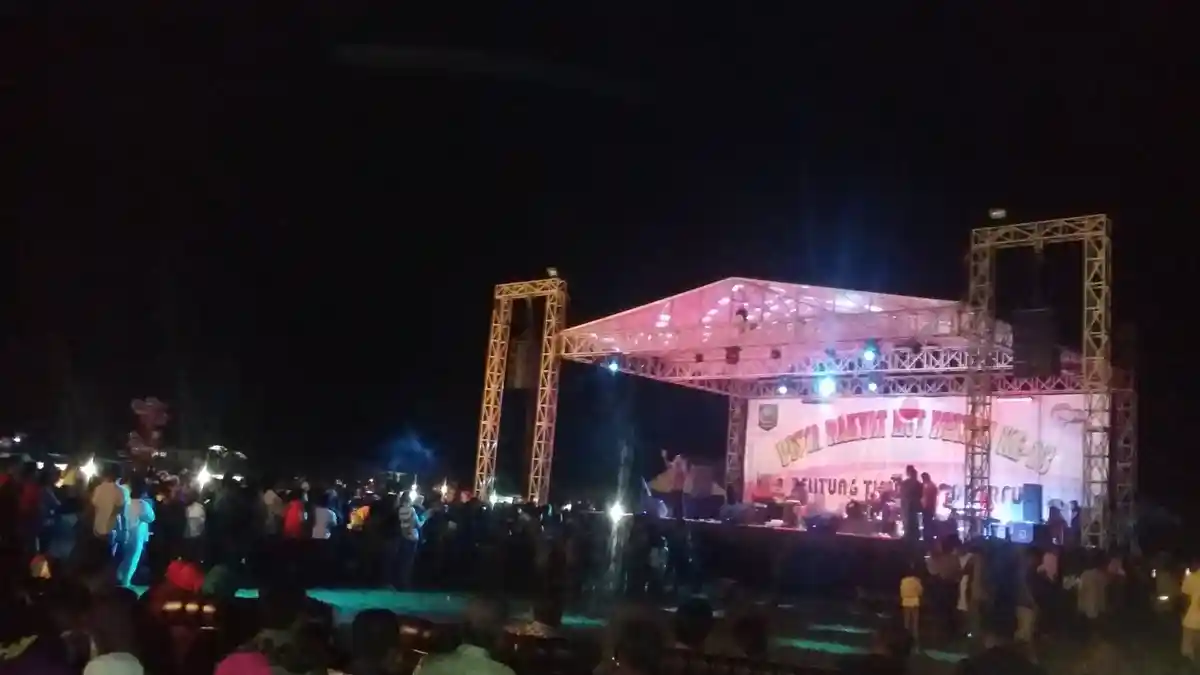 Cintaku Klepek-klepek di Malam Pesta Rakyat Belitung Timur