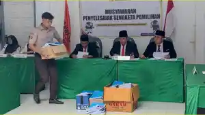 Suasana-agenda-pembacaan-kesimpulan.jpg