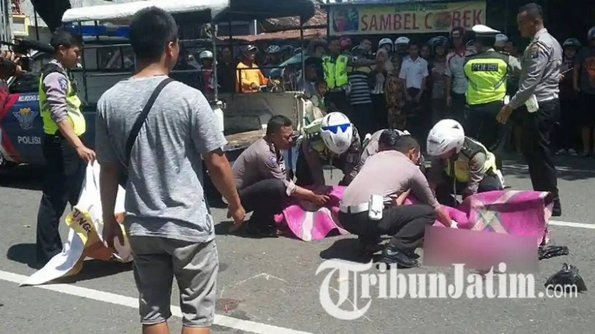 Wanita Penjual Tempe ini Tewas Ditabrak Bentor dan Motor Sport, Ini Kronologinya