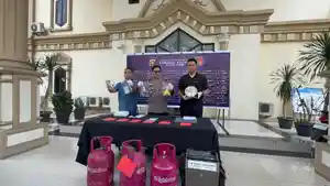 Pengoplosan-gas-Elpiji.jpg