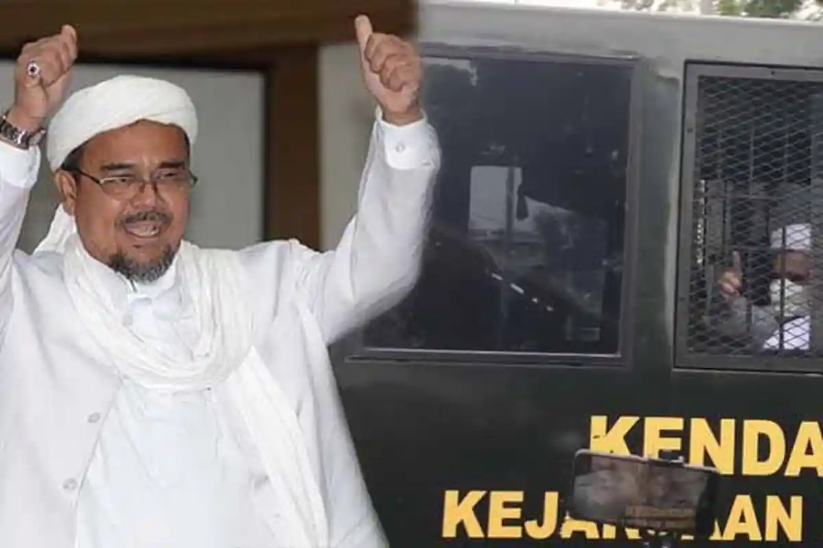 BIODATA Rizieq Shihab yang Bebas Hari ini, Berikut Silsilah Keluarga, Pendidikan dan Kontroversinya