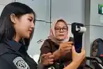 Kaum Difabel Kota Semarang Kini Bisa Lakukan Pembayaran Nontunai Saat Naik BRT Trans Semarang