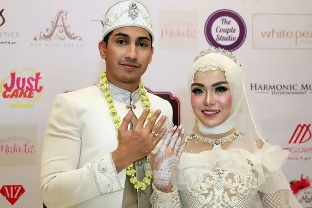 Medina Zain Positif Konsumsi Narkoba dan Ditahan, Inilah yang Dilakukan sang Suami, Lukman Azhari