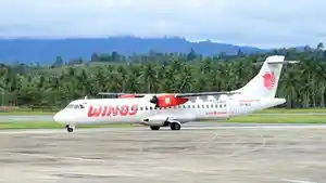 Pesawat-Wings-Air-di-Bandara-Djalaluddin-Gorontalo.jpg