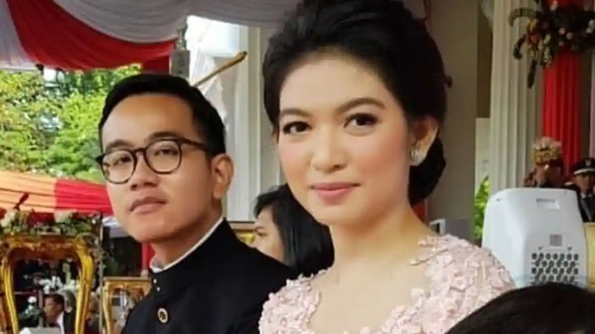 Datang ke TPS Bareng Gibran Rakabuming, Selvi Ananda Pakai Sepatu Seharga DP Rumah di Bodetabek