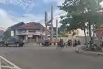 pemborosan-warga-protes-proyek-pulau-lalu-lintas-di-majalengka-harusnya-untuk-korban-covid-19.jpg