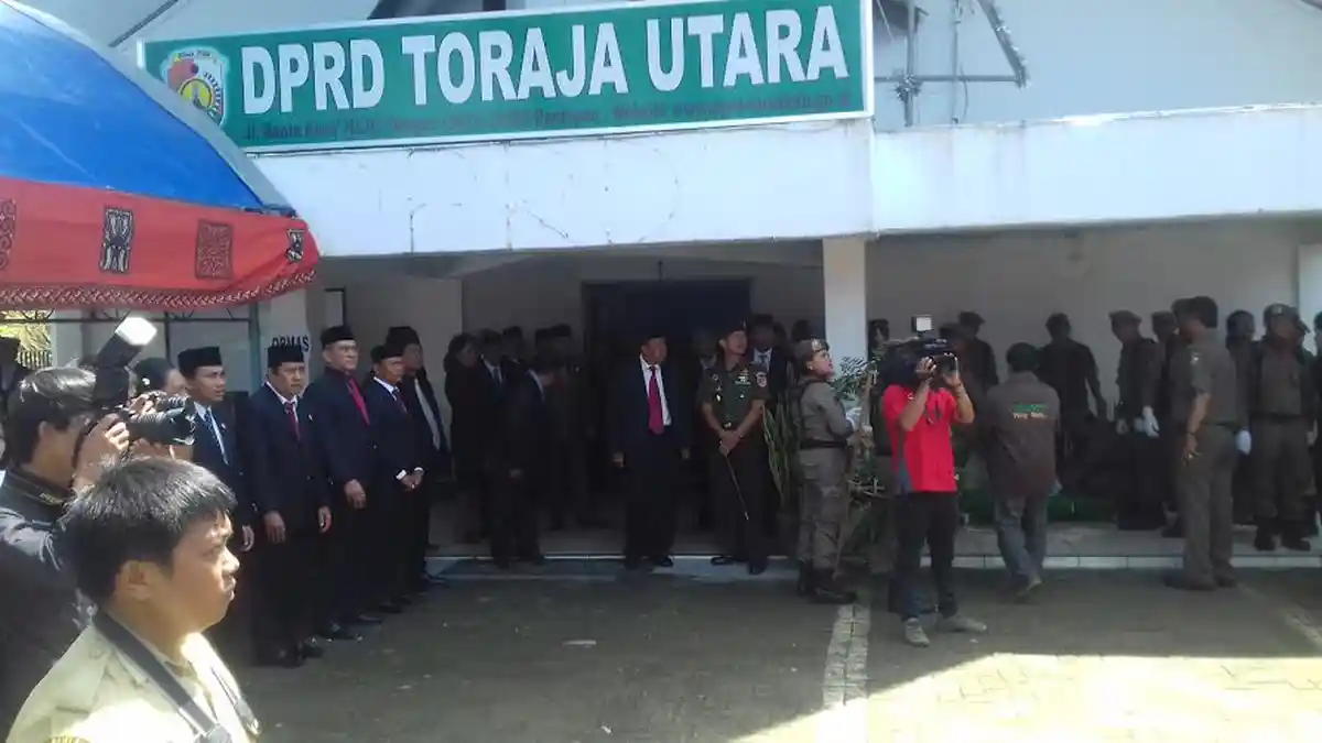 Rancangan Kebijakan Umum APBD Toraja Utara 2017 Minus Rp 302 miliar