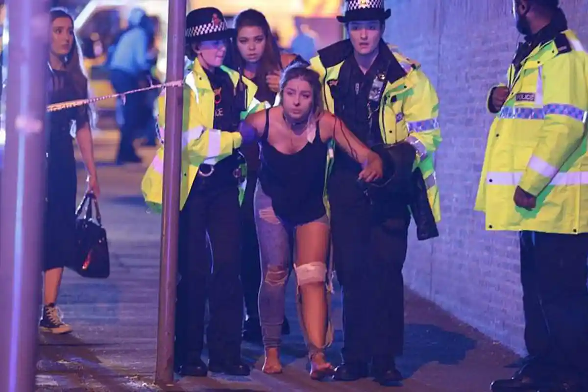 Banyak Orangtua Panik Usai Ledakan. Umumkan Kehilangan Anak Lewat Media Sosial