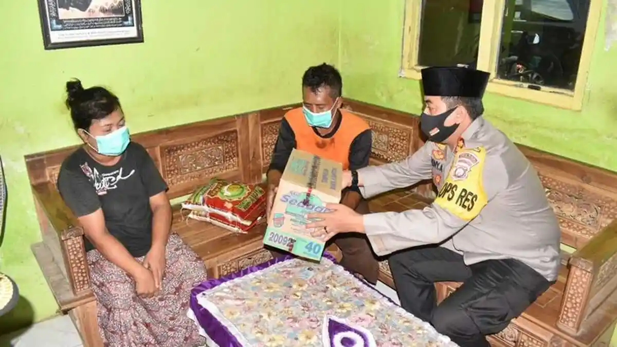 Tukang Becak Curi Beras 5 Kg, saat Polisi Datang ke Rumah Terungkap Ternyata Keluarga Kelaparan