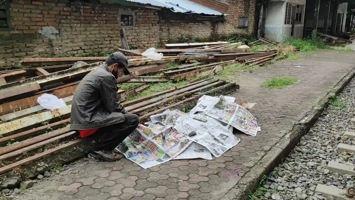 Tragis, Hendak Buang Hajat Seorang Pria yang Ditinggal Istri Tewas Digilas Kereta Api, Tubuh Hancur
