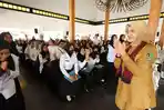 SK-pengangkatan-diserahkan-secara-langsung-oleh-Bupati-Banyuwangi.jpg