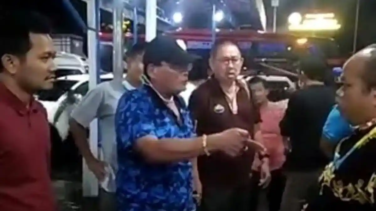 Pulang Kunker, DPRD Blora Tolak Cek Kesehatan dan Marah Pada Petugas Dinkes: Kita DPR, Bukan Teroris