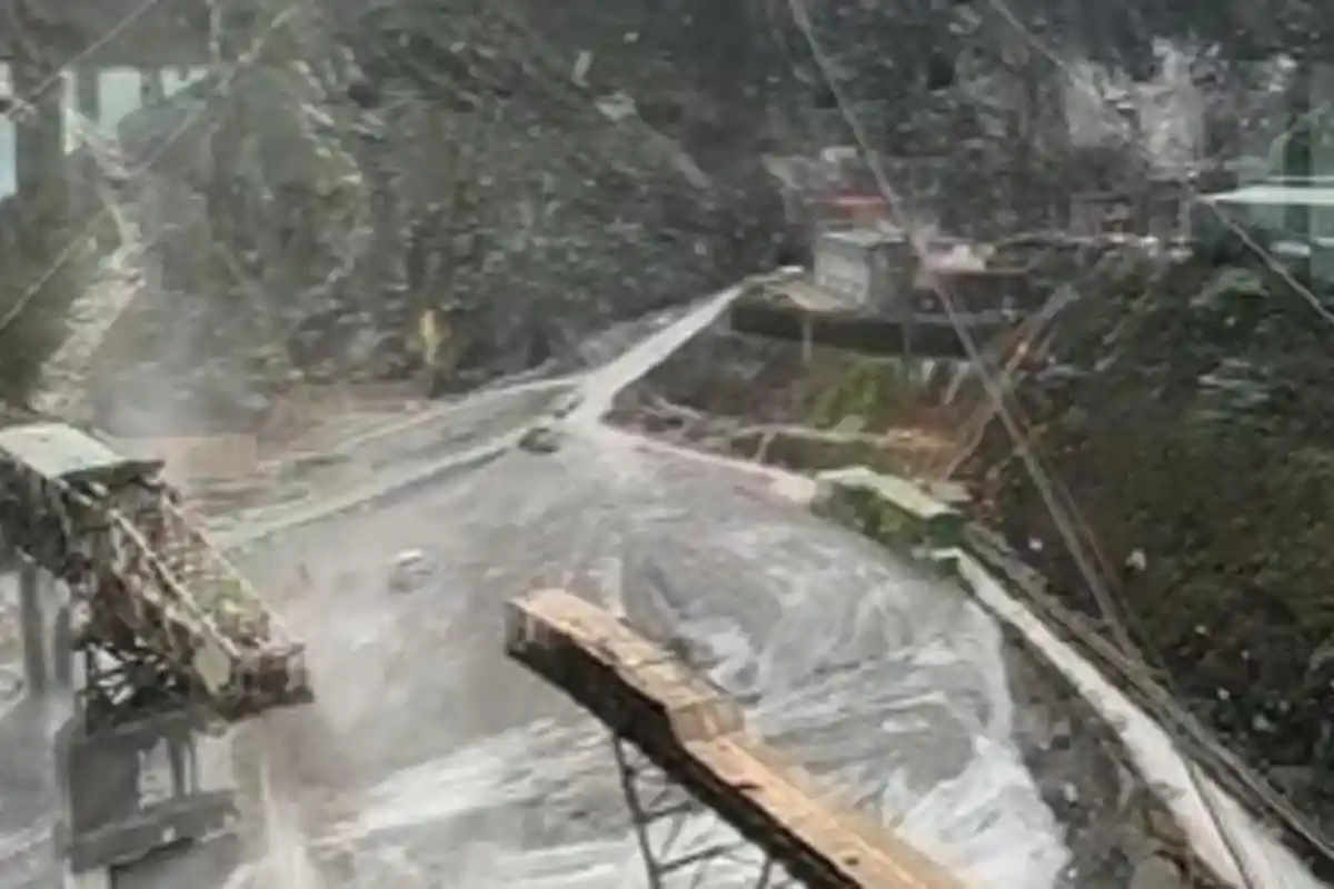 Penampakan Kereta Gantung Tertinggi dan Terpanjang di Indonesia, Capai 1500 Meter Muat 100 Orang