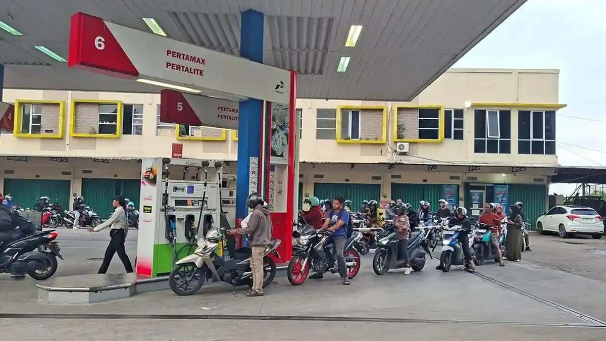 Update Harga BBM Pertamina Hari Ini Kamis 25 Juni 2026, Pertamax Green Melonjak Rp4.100 per Liter - Tribunjateng.com