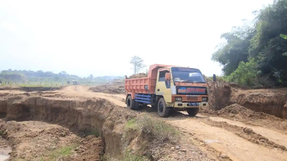 Warga Klumpit Kudus Resah, ‎Galian C yang Pernah Telan Korban Jiwa Beroperasi Lagi