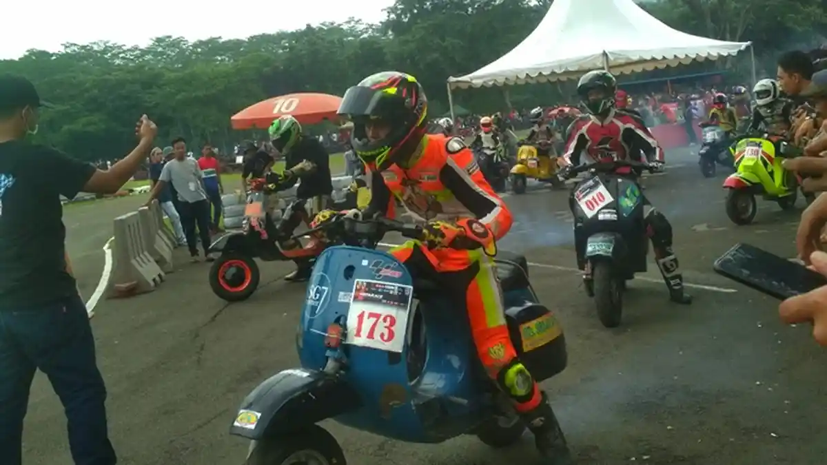 'Vesparace' Kepedulian Sapma Pemuda Pancasila kepada Komunitas Vespa