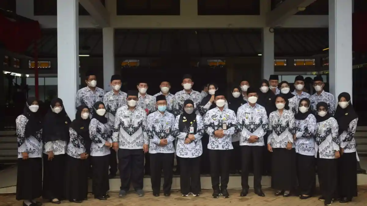 Bukti Guru Kabupaten Batang Jadi yang paling Sejahtera di Jawa Tengah