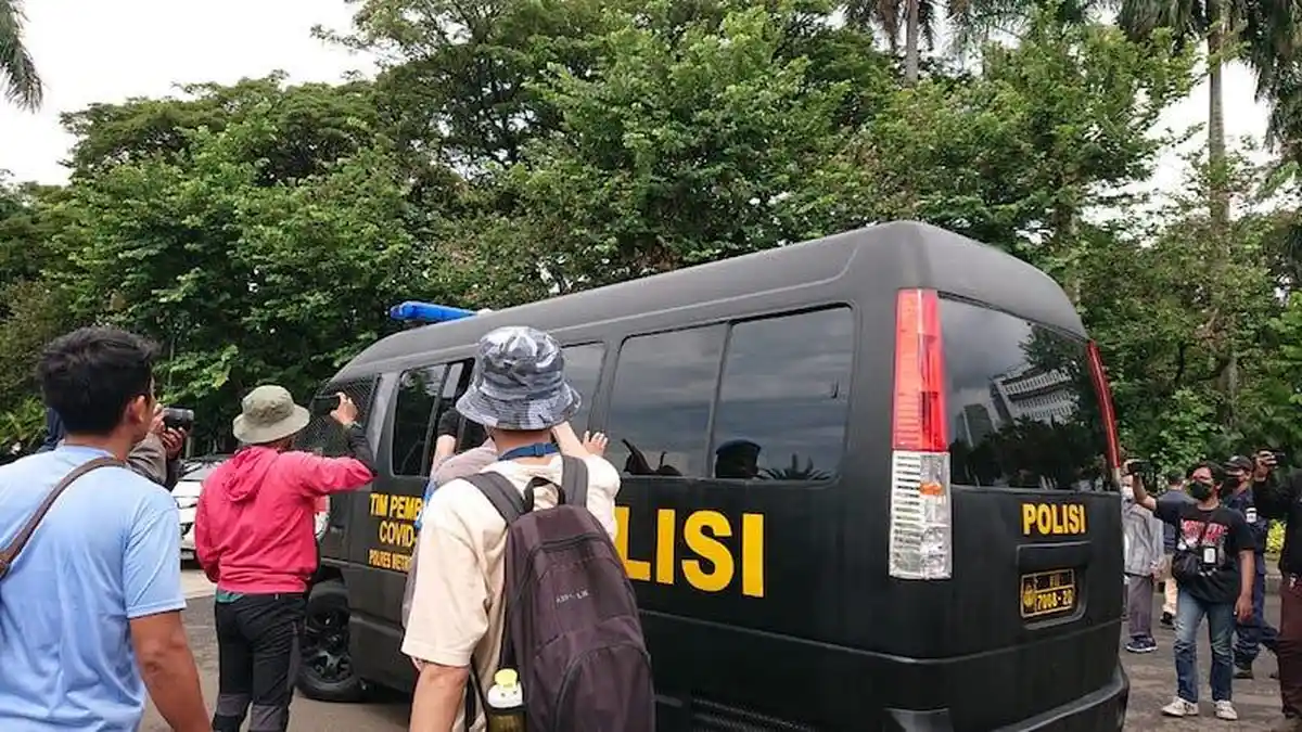 Seorang Pria Diamankan dalam Unjuk Rasa di Patung Kuda, Sebagian Jalan Ditutup Sementara
