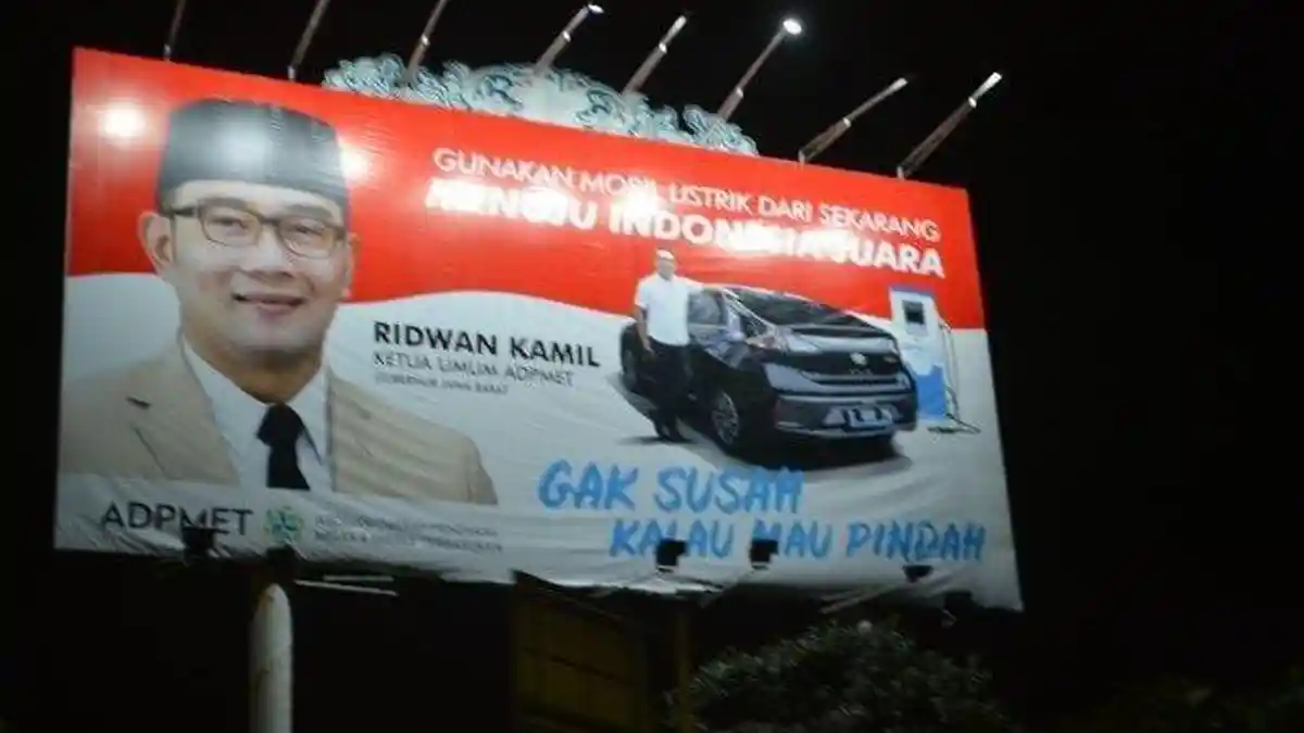 Kode Maju Pilpres 2024? Baliho Ridwan Kamil Muncul di Bali dan Surabaya, Gub Jabar Akui Kampanye