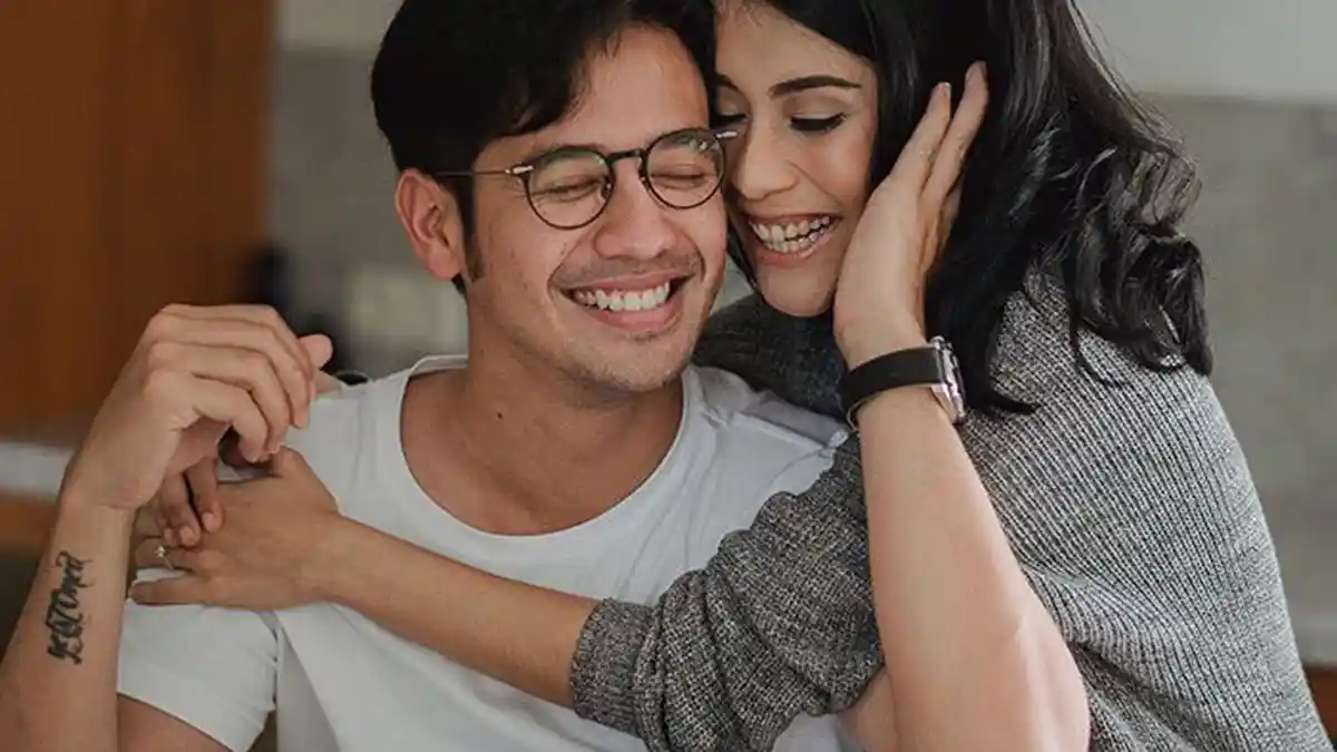 Anak Pertama Lahir, Inilah Nama Bayi Perempuan Gya Sadiqah & Tarra Budiman