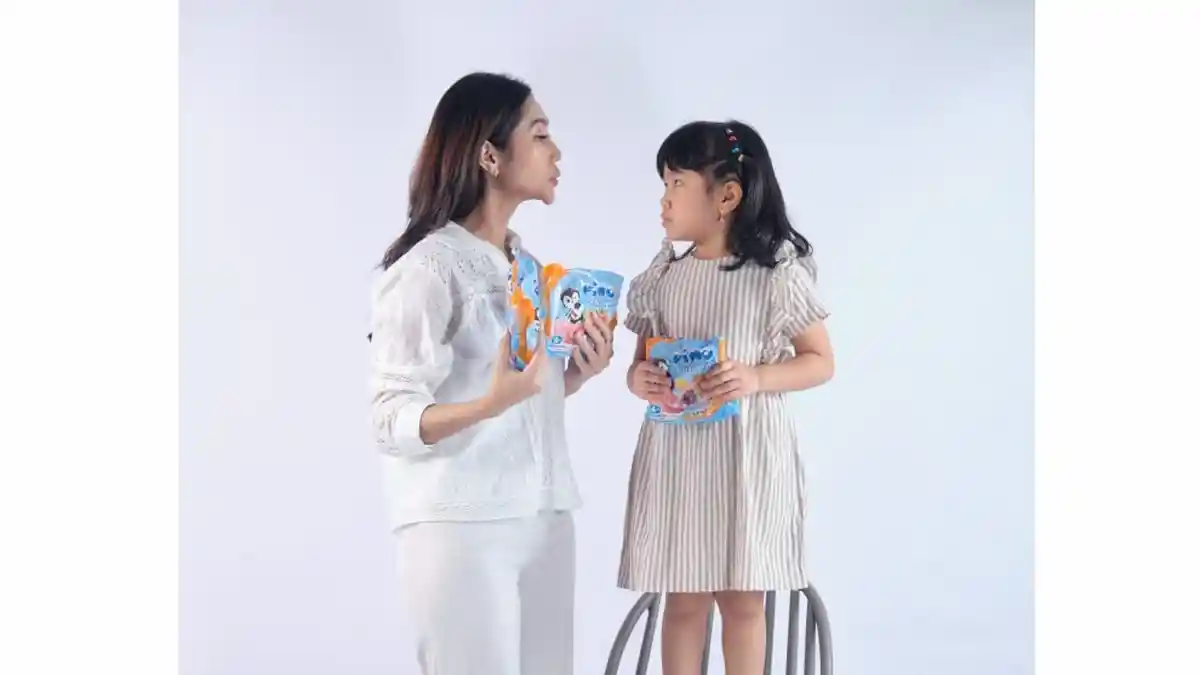 Tips Menjalin Komunikasi Intens dengan Anak, Bisa Sambil Ngemil Bersama