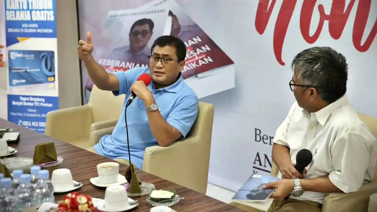 Semester 2 Putuskan Mandiri, Jadi Marketing Vespa Sambil Kuliah