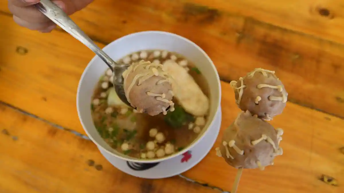 Daftar Tempat Makan Bakso Aci di Bogor, Wajib Coba Bakso Aci Akang
