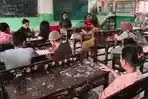 Gara-gara Kehilangan Uang Rp 75 Ribu, Guru di Jember Lepas Pakaian Siswa, Ibu-ibu Geram Dobrak Pintu