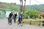 Kayuh Sepeda 30 Kilometer, Plt Bupati Sukirman Cek Bendungan, Yon TP, dan KDMP