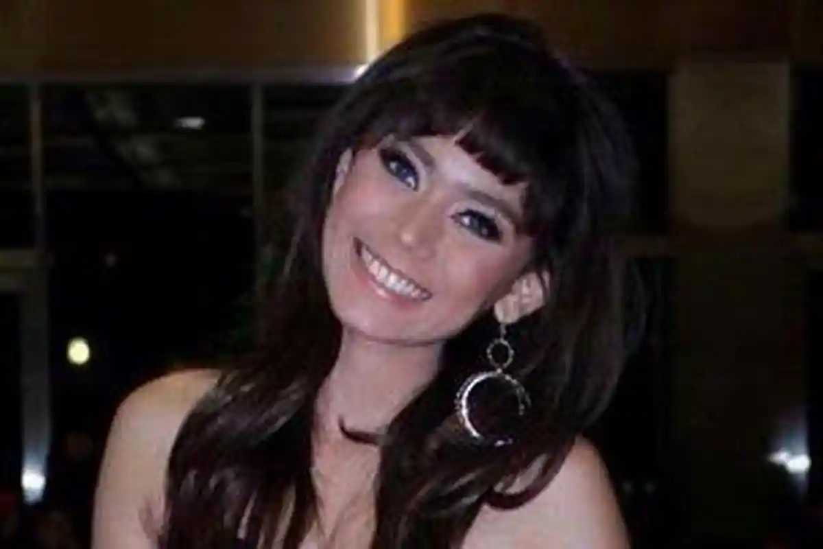 Dimulai dari Kasus KDRT, Kisah Asmara Thalita Latief yang Berujung Perceraian