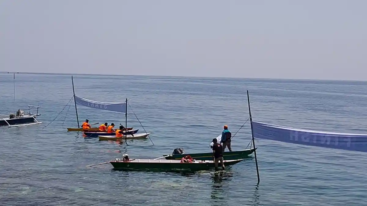 Lomba Perahu Dayung Nelayan Gowes Karampuang Meriahkan Festival Karampung 2019