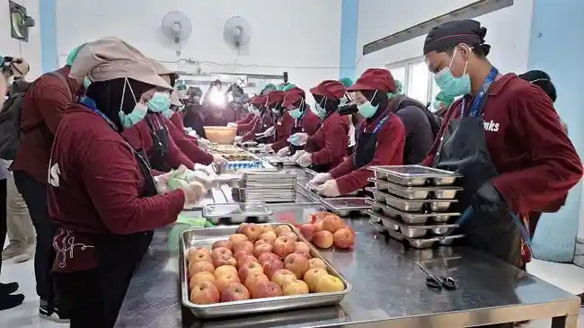 MBG Libur Sekolah Dipersoalkan, Kepala BGN Tegaskan Bantuan Gizi untuk Korban Bencana Tetap Jalan