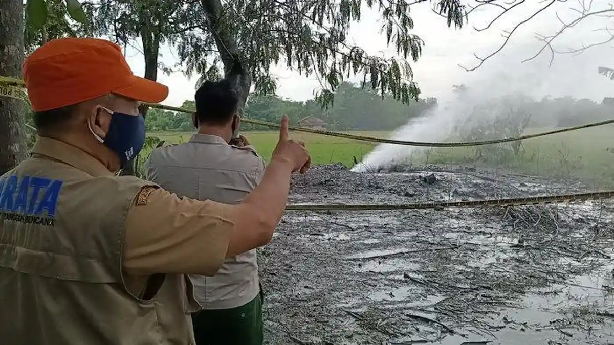 Warga Desa Sukaperna Indramayu Kembali Dikejutkan Semburan Gas Liar