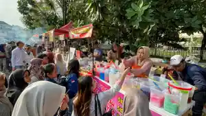 Pasar-Takjil-Jalan-Surabaya-Kota-Malang-Jawa-Timur-Kamis-1922026.jpg