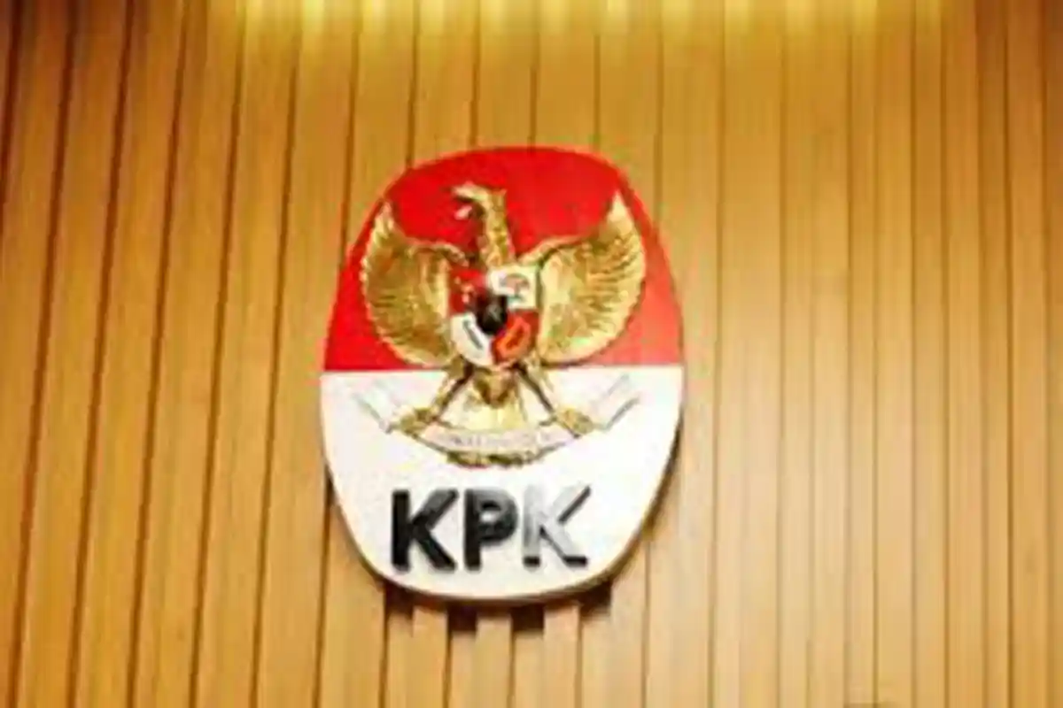 KPK Tangkap Seorang Hakim Mahkamah Konstitusi