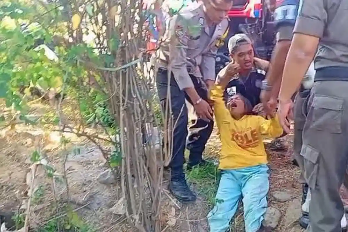 Tangis Pemilik Rumah Terbakar di Ponorogo Pecah, Tak Ada Harta Tersisa