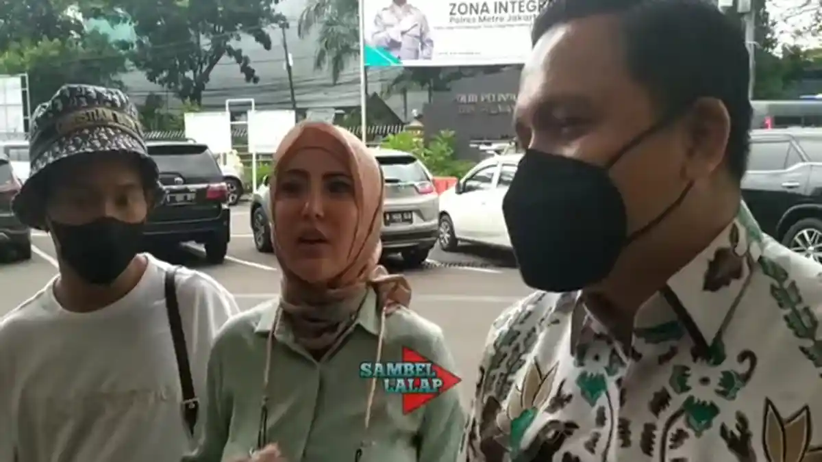 Tudingan Kakak Angkat Sebut Aksi Bunuh Diri Settingan, Ayu Aulia Mencak-mencak Tak Terima
